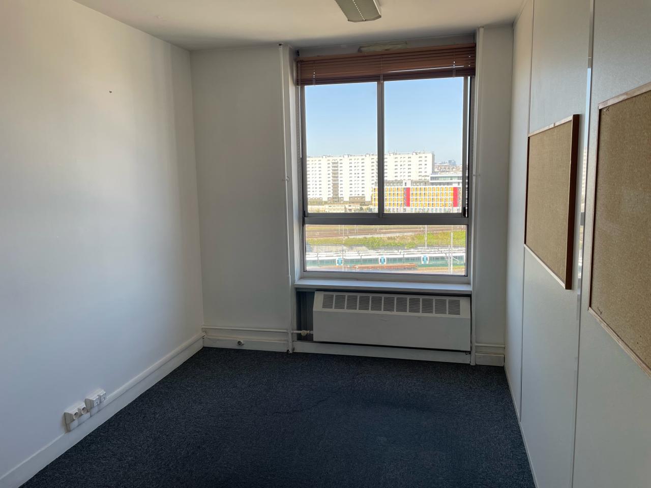 Bureau Paris 330m² Location bureau Paris OLBUR2529621 1
